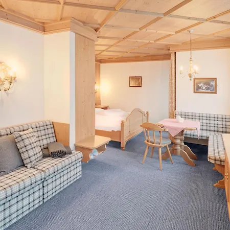 Отель Magdalena