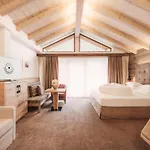 Magdalena 4*